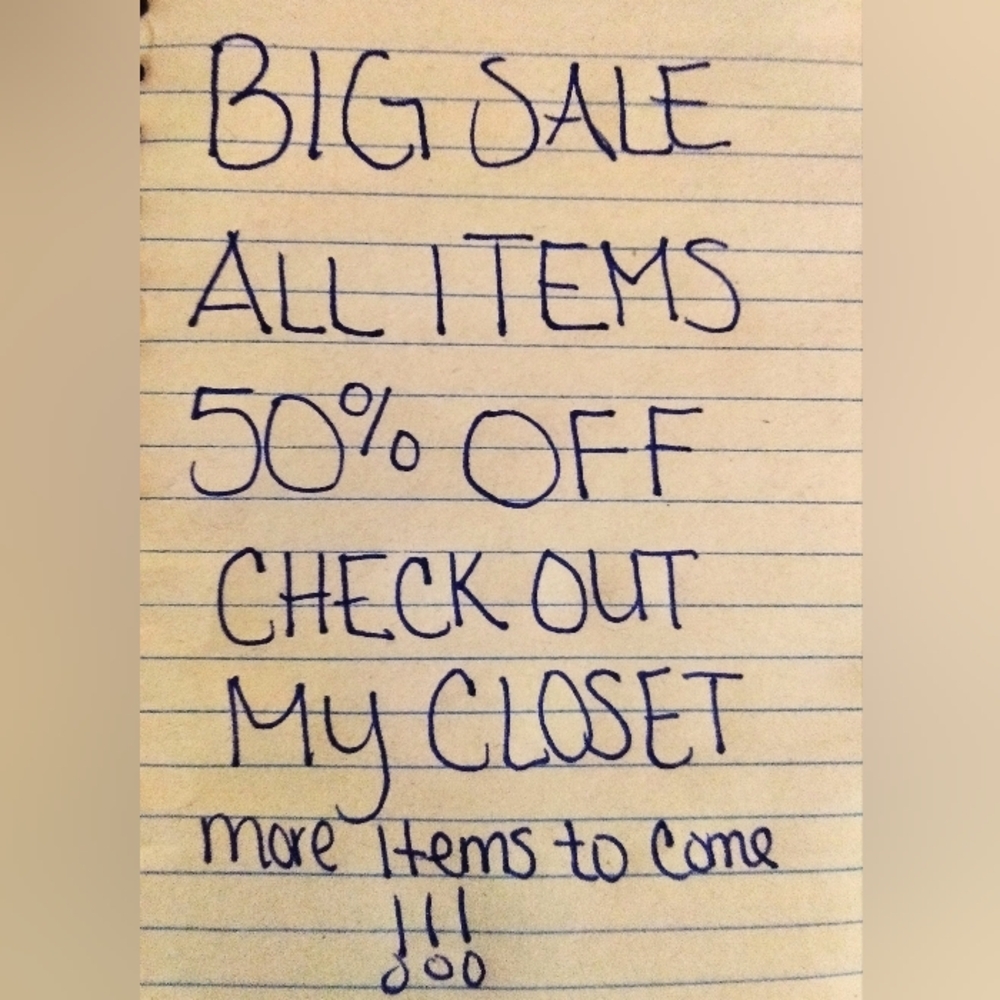 NOBRAND Sale Announcement Sign